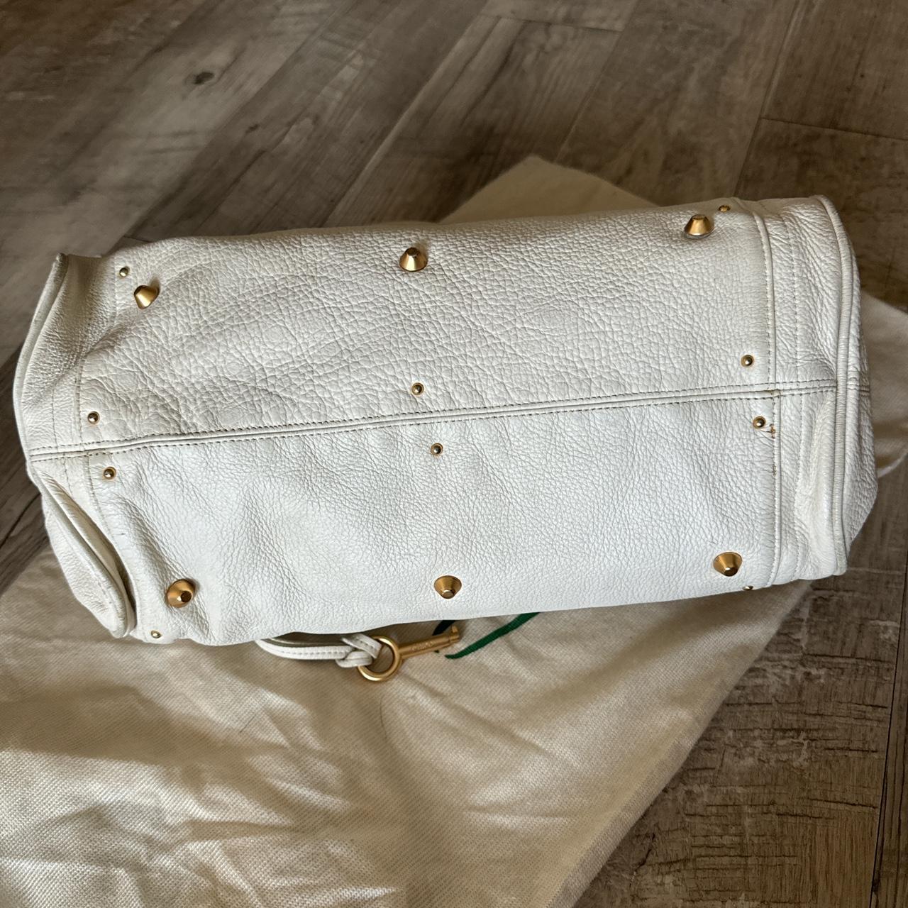 Authentic Chloe paddington in white/cream color Excellent preowned condition🍂✨