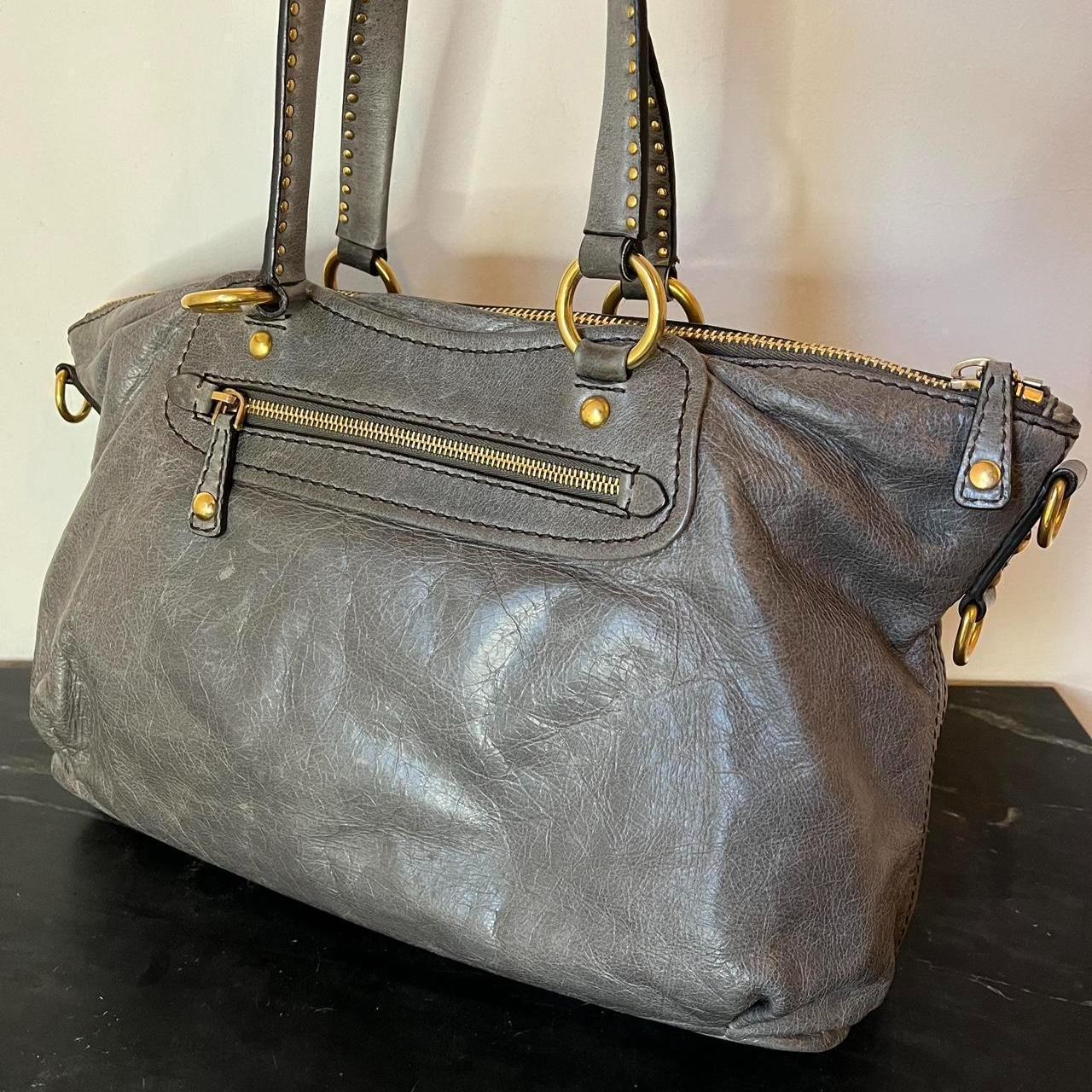 ๐๐PreOwned Miu Miu Studded 2000s Heart Charm Tote Leather Bag๐๐