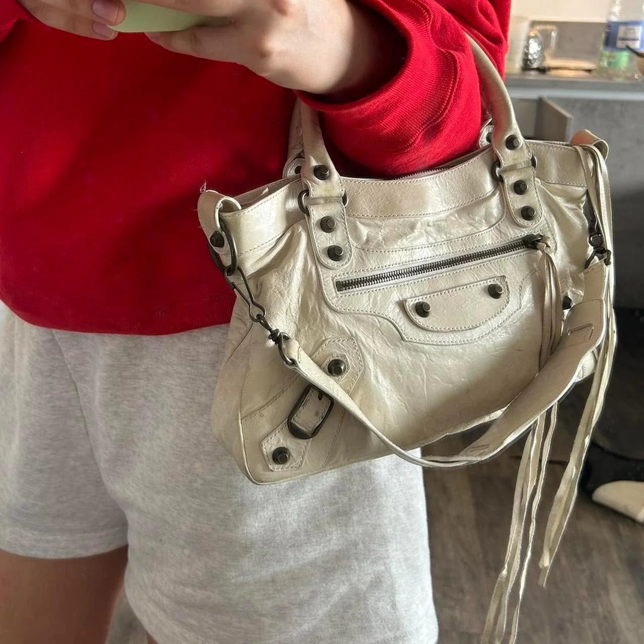 🍬⚡PreOwned RARE Balenciaga ‘the first’ small/ medium city bag🍬⚡