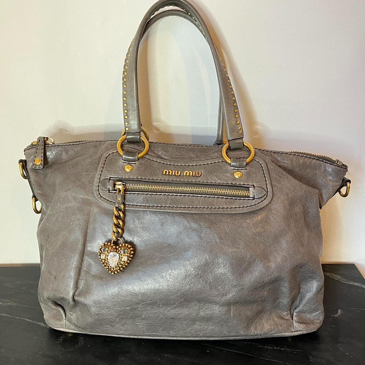 ๐๐PreOwned Miu Miu Studded 2000s Heart Charm Tote Leather Bag๐๐