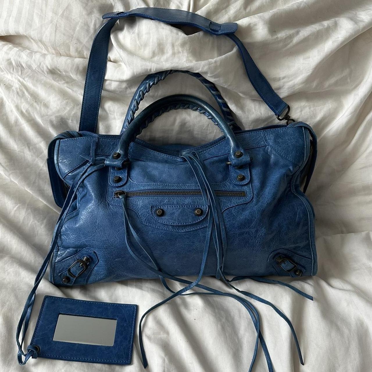 💙🔷Preowned BALENCIAGA ‘FIRST’ CITY BAG🔷💙