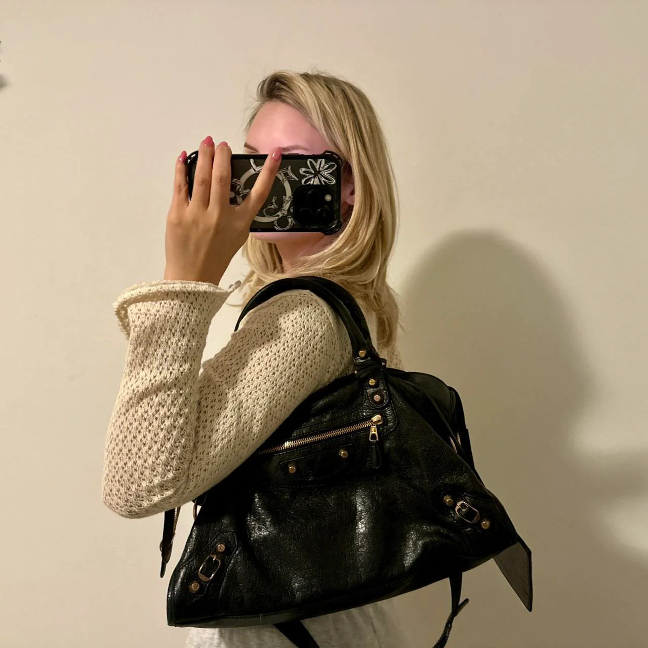 π€π§³ Preowned BALENCIAGA Classic City β Jet Black with Aged Brass Hardware π§³π€