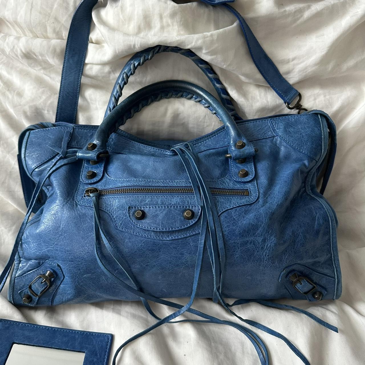 💙🔷Preowned BALENCIAGA ‘FIRST’ CITY BAG🔷💙