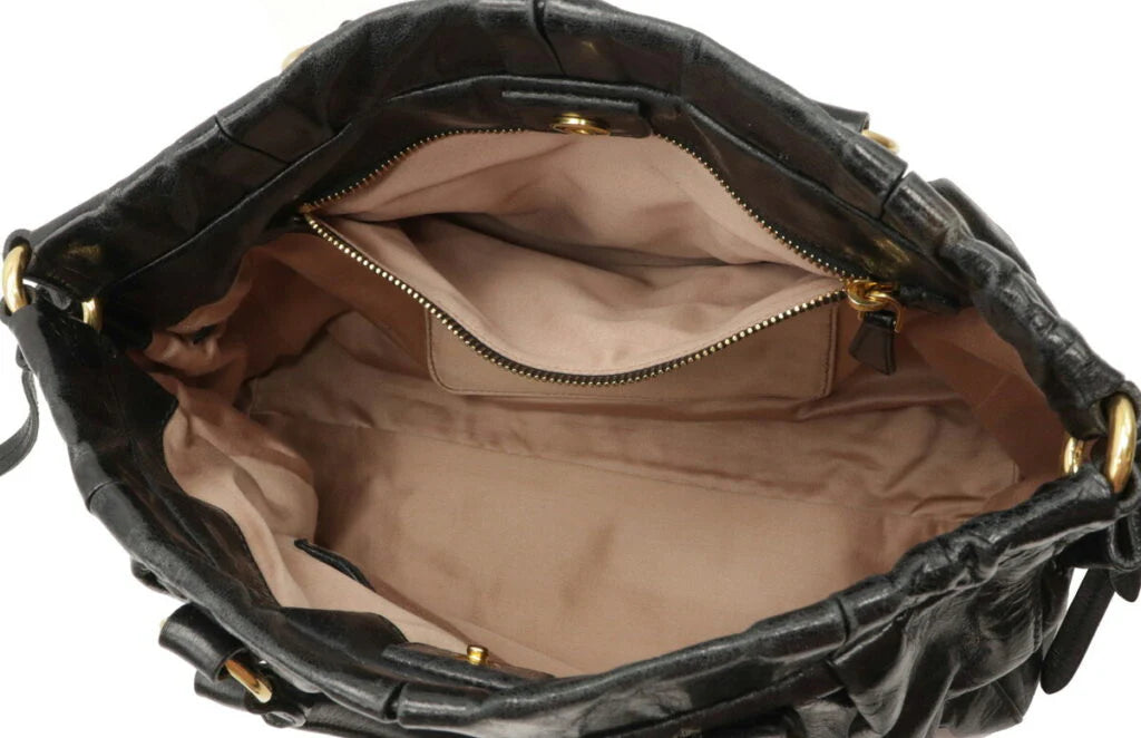 Miu Miu Shoulder Bag Leather Black🌲🍀